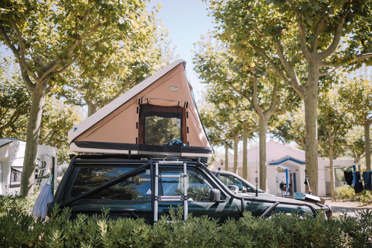 Camping Senia Riu Sant Pere Pescador Exterior foto